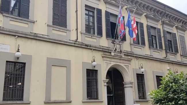 novara municipio facciata vicino