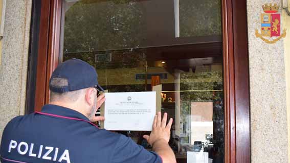 questura chiusura locale
