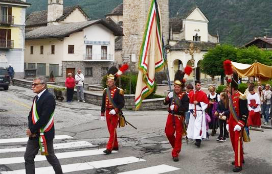 bannio santit processione milizia sindaco 19