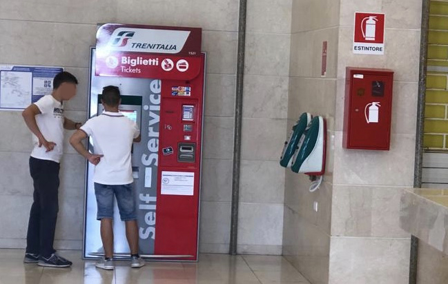 self biglietti stazione