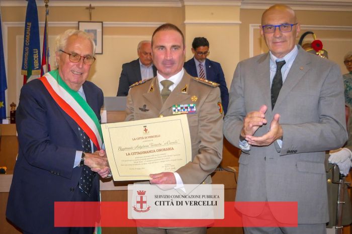 Conferita la cittadinanza onoraria al Reggimento Artiglieria Terrestre