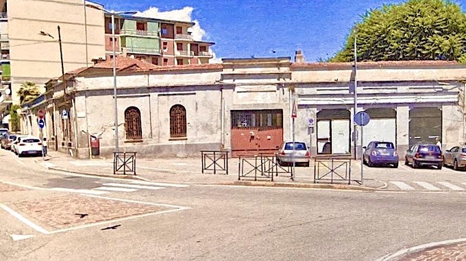 arona park via torino ex concessionaria