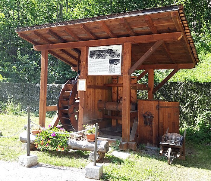 Macugnaga Frantoio per la lavorazione delloro 202209021926