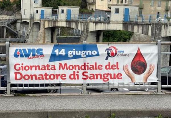 Giornata mondiale del donatore di sangue: la cappella della Pace illuminata di rosso
